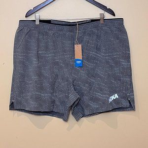 Hoka One One Glide 7" Reflective Lined Running Short - Men's Size XXL